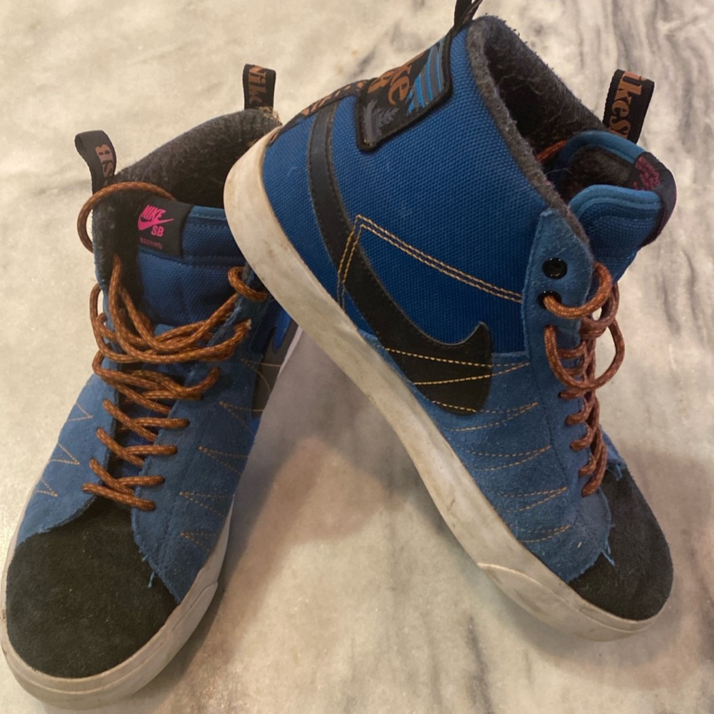 NIKE SB BLAZER MID BLUE USED